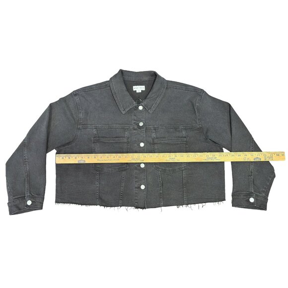 Ava & Viv 1X Cropped Denim Jacket Black Raw Hem Button Front NWT Plus - Picture 3 of 6